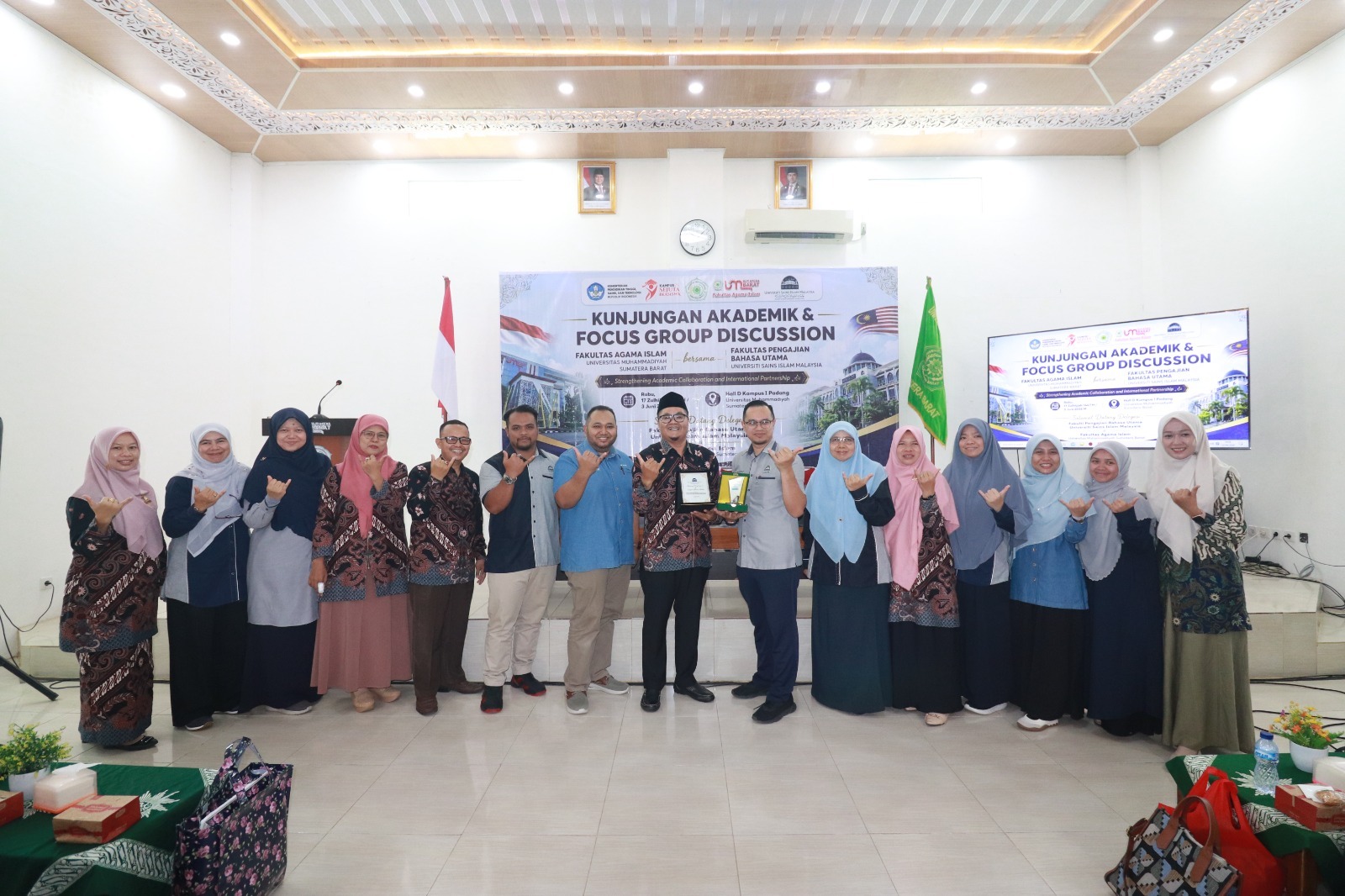 Delegasi USIM Malaysia Kunjungi FAI UM Sumbar dan Teken Letter of Intent Penguatan Kerja Sama Internasional